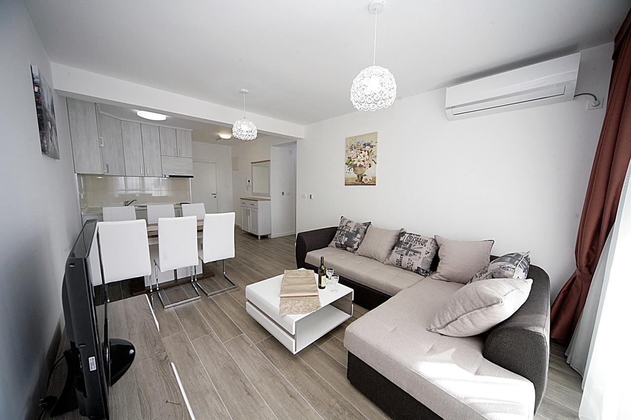 Sea Star Apartment Добра-Вода Экстерьер фото