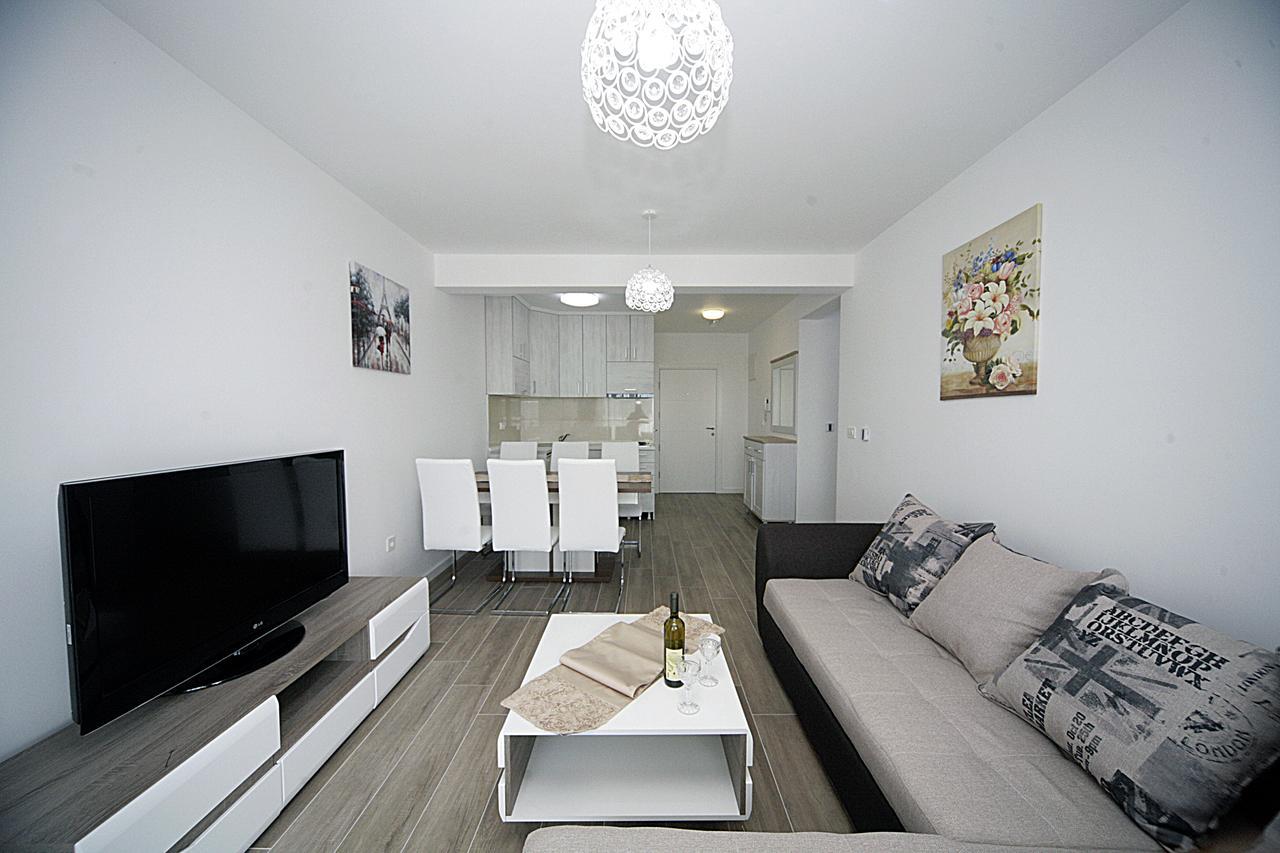 Sea Star Apartment Добра-Вода Экстерьер фото
