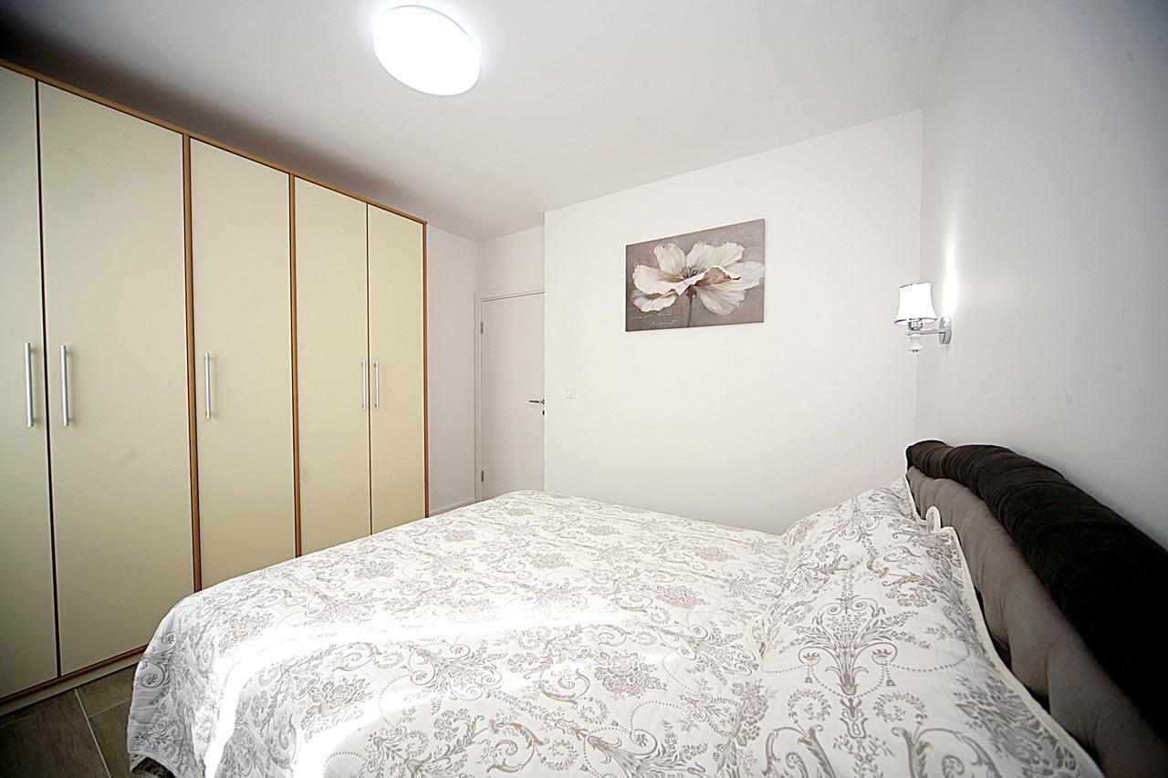 Sea Star Apartment Добра-Вода Экстерьер фото