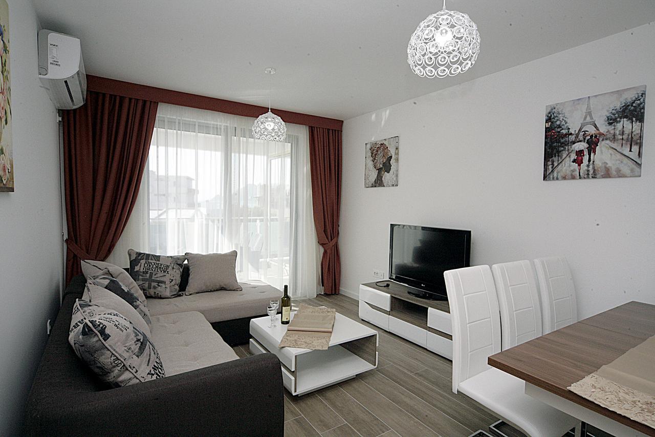 Sea Star Apartment Добра-Вода Экстерьер фото