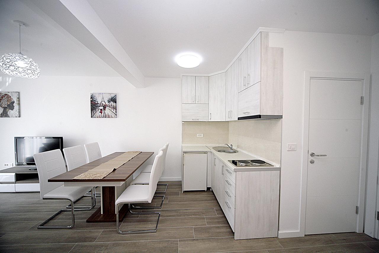 Sea Star Apartment Добра-Вода Экстерьер фото