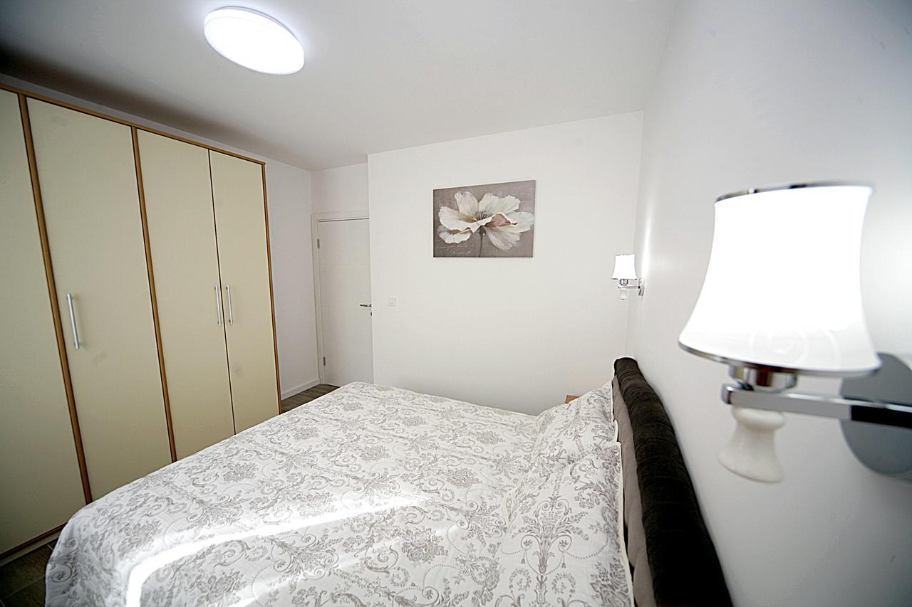 Sea Star Apartment Добра-Вода Экстерьер фото